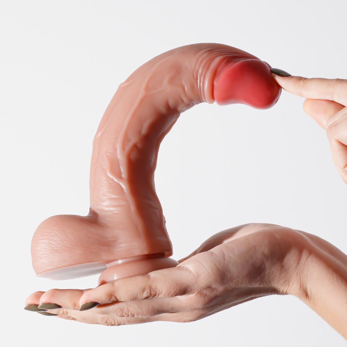 Dildo Inviktus 9 aus Flüssigsilikon Hautfarbe