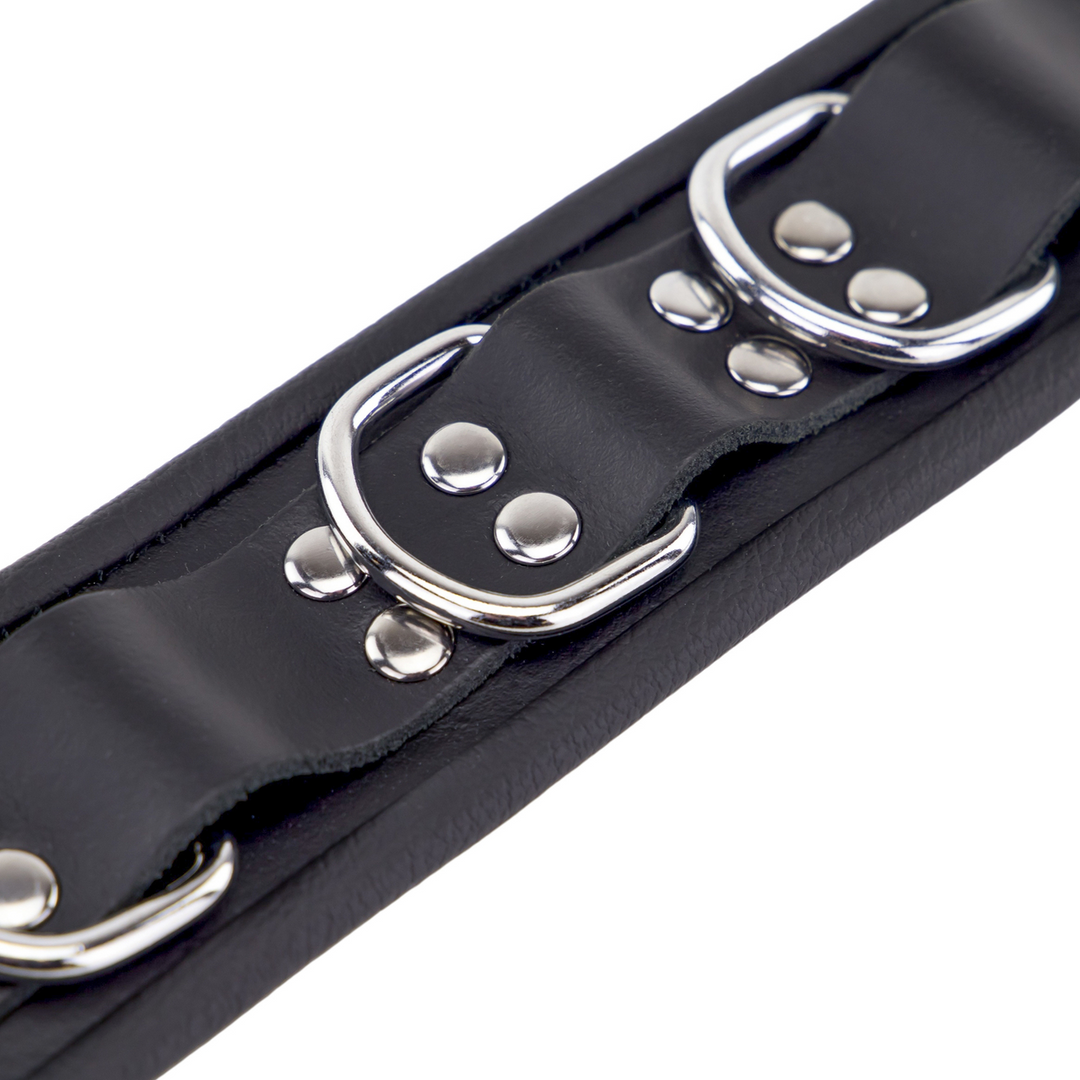 Lederhalsband mit 3 D-Ringen Schwarz