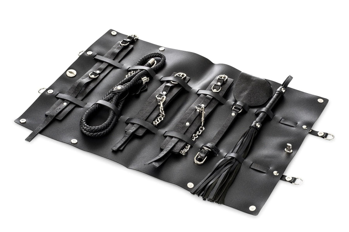 Bondage-Set Ledertasche