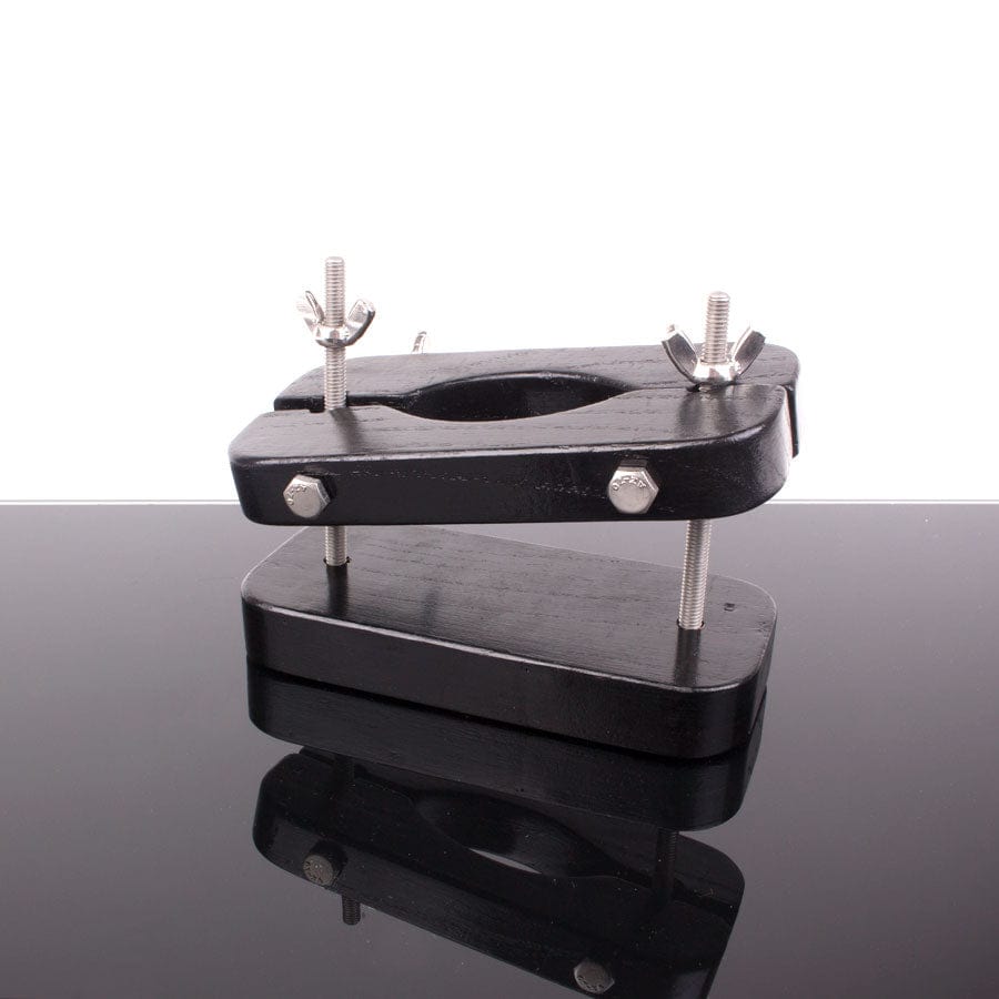 Hoden Quetscher Holz