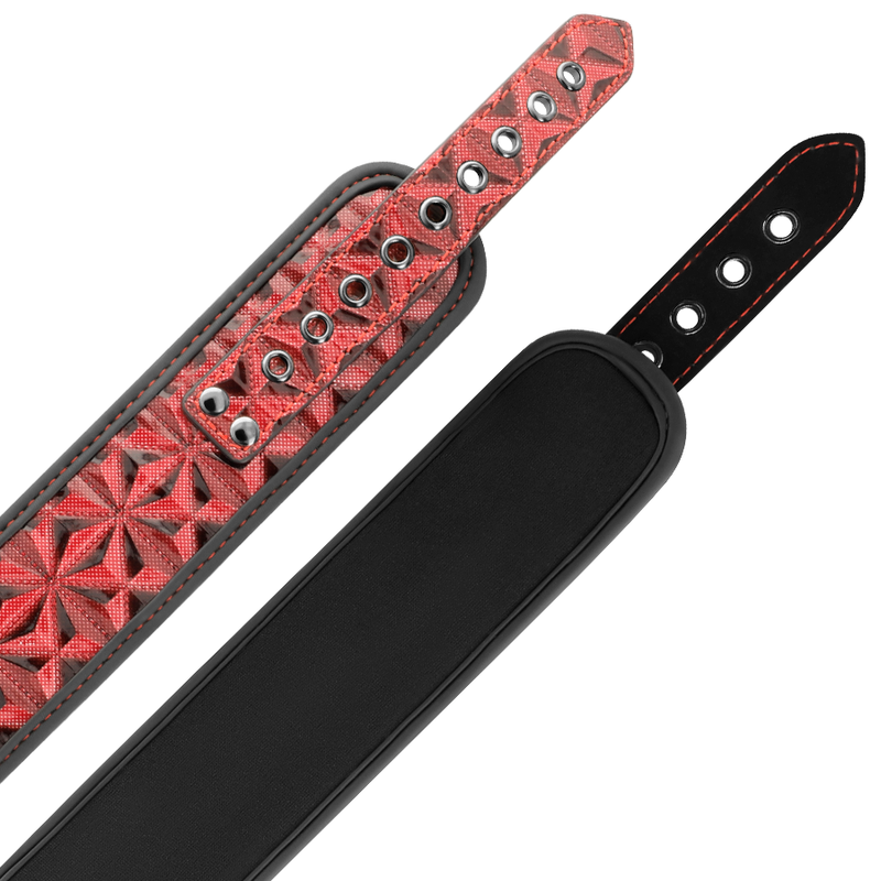 Begme - Red Edition Halsband mit Nippelklemmen mit Neoprenfutter