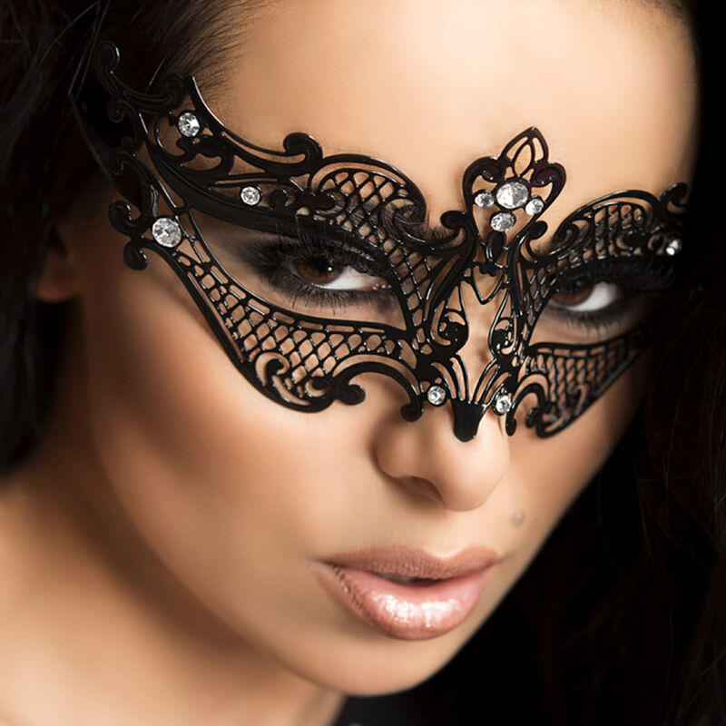 Chilirose - Cr 3755 Schwarze Maske