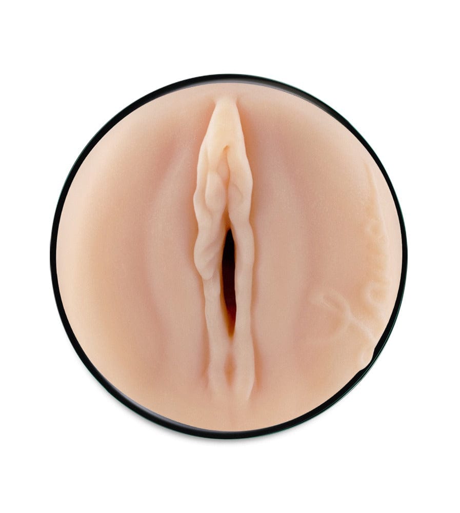 Masturbator Lauren Phillips