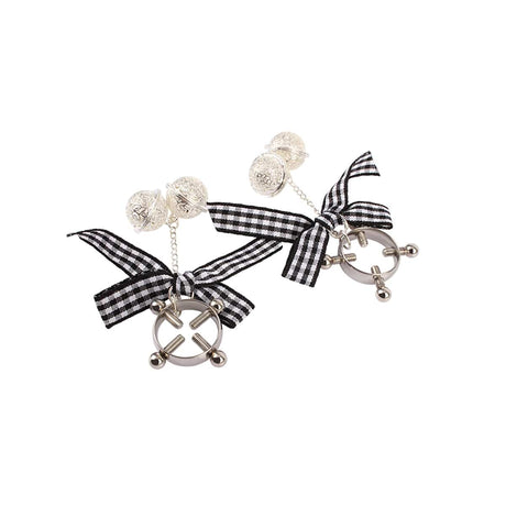 Nippelklemmen Schulmädchen