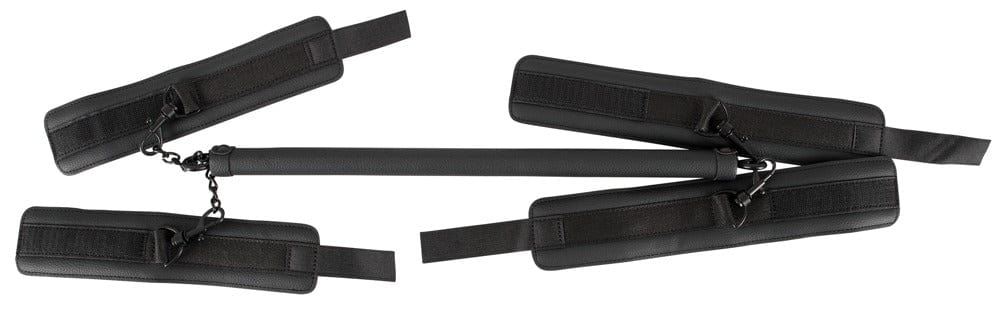 Spreizstange mit Fesseln