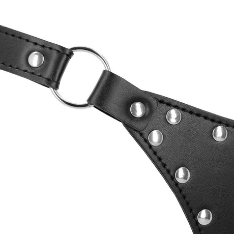 Keuschheitsstring aus PU-Leder mit Kette Schwarz