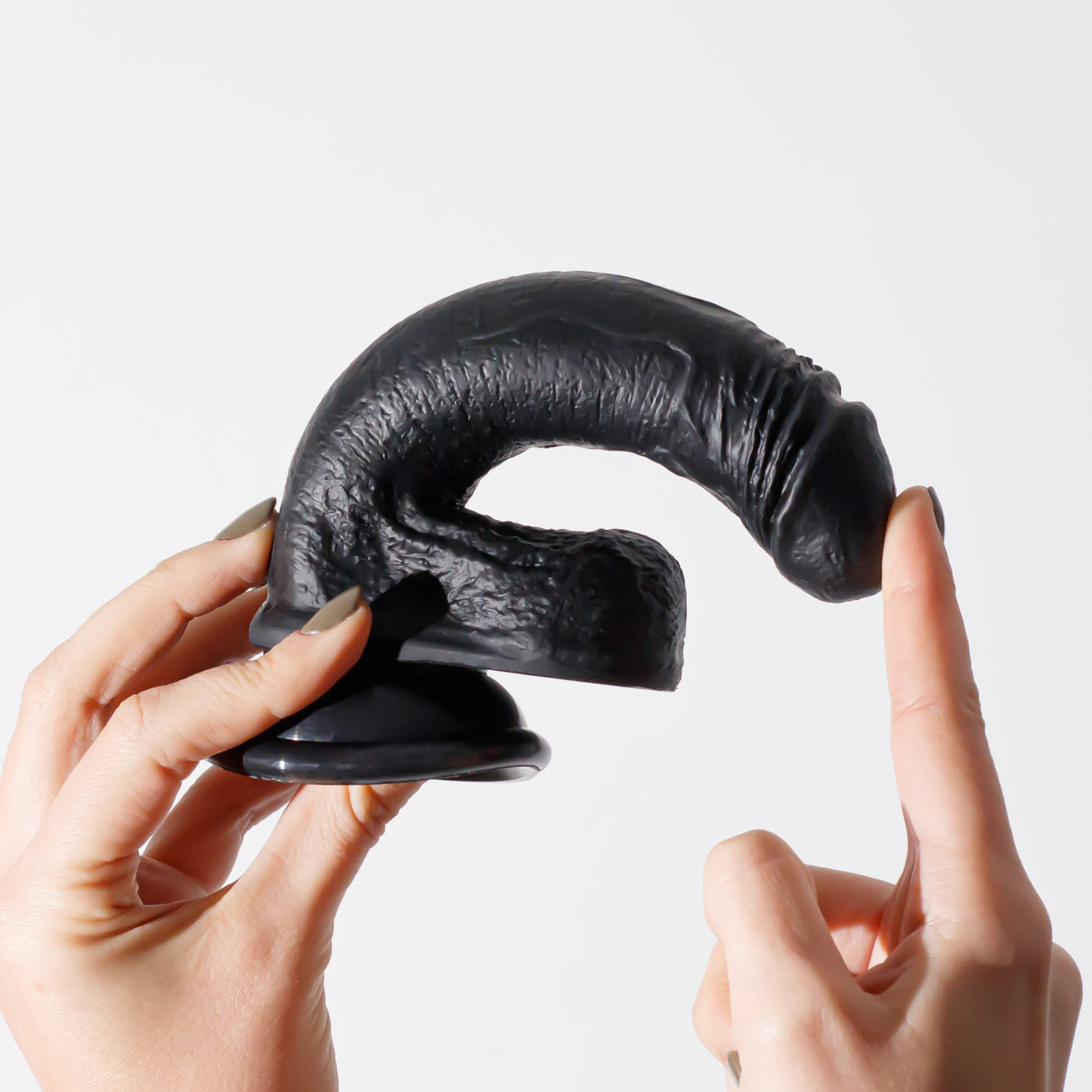 Dildo Inviktus 7 aus Flüssigsilikon Schwarz