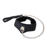 Halsband mit Kragen