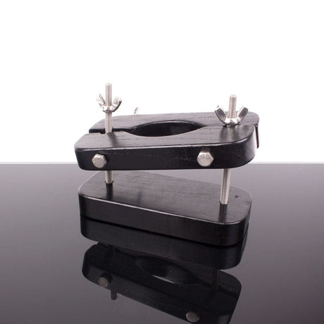 Hoden Quetscher Holz