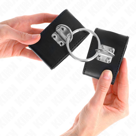 Kink - Feste Handgelenkfesseln mit Ring und Vorhängeschloss Verschluss Schwarz Verstellbar 16-23 cm x 5,5 cm