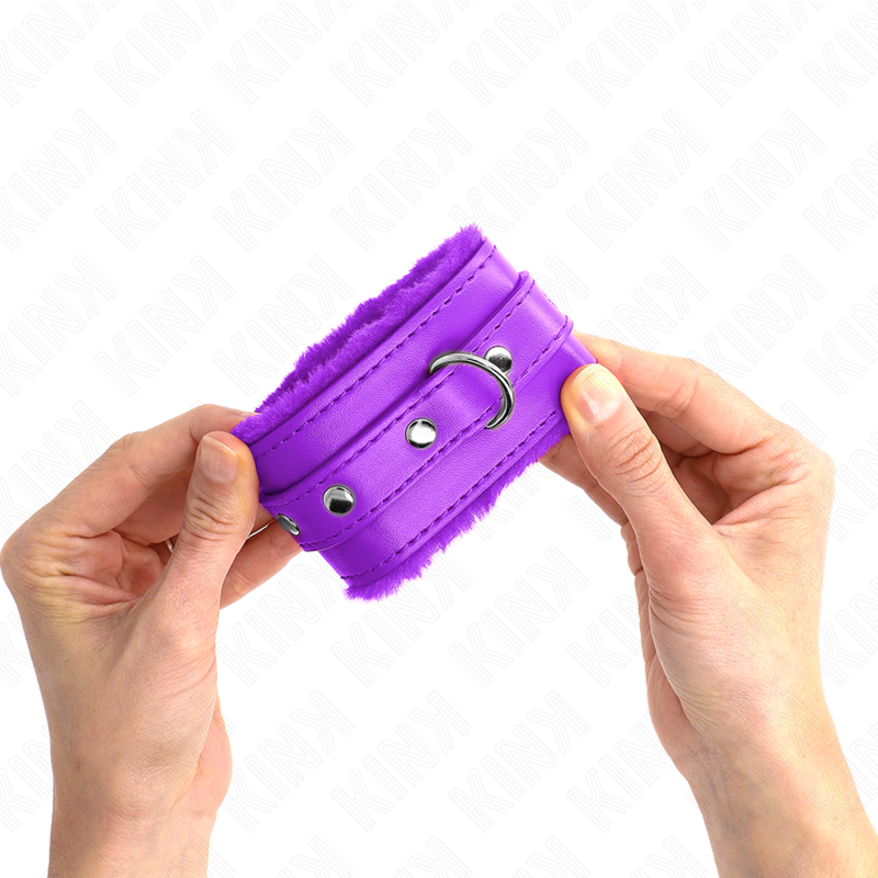 Kink - Premium Pelzgefütterte Handgelenkfesseln Lila mit Lila Gürtel Verstellbar 17-29 cm x 6 cm
