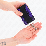 Kink - Kurze Handgelenksfesseln aus Samtspitze und Nylonbindung Lila/Schwarz 23 x 6,5 cm
