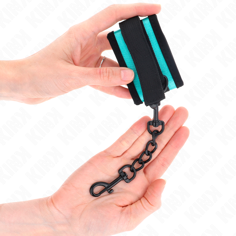 Kink - Nylon-Handfessel mit Klettverschluss Schwarz-Blau Verstellbar 18-32 cm x 5 cm