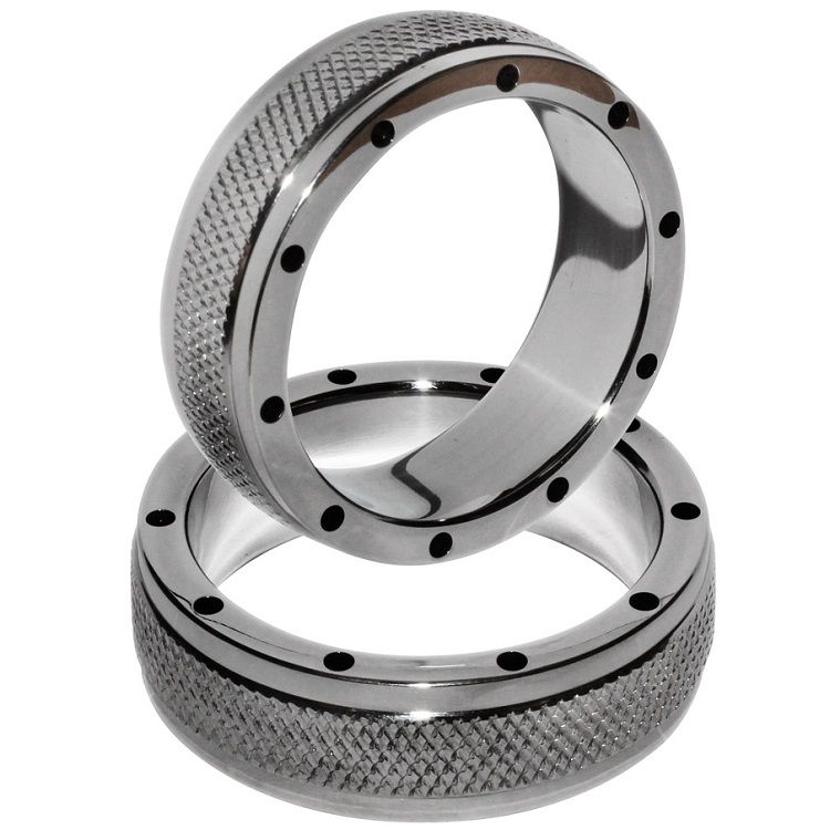 Metal Hard - Metallring für Penis und Hoden 40 mm
