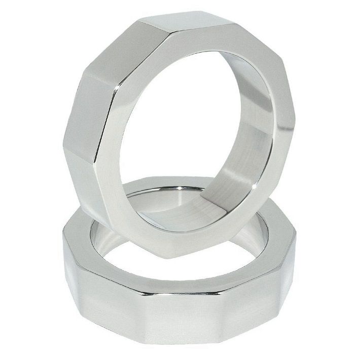 Metal Hard - Penis und Hodenmutterring 45 mm