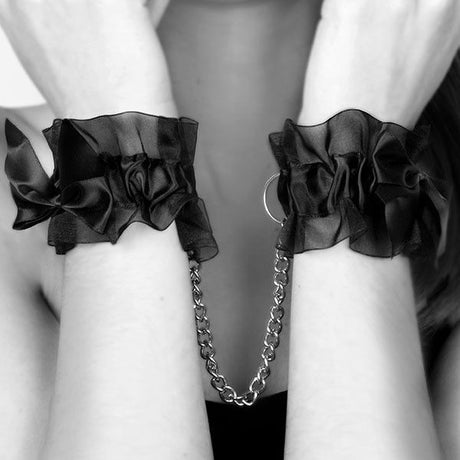 Bijoux - Indiscrets Frou Frou Organza-Handschellen