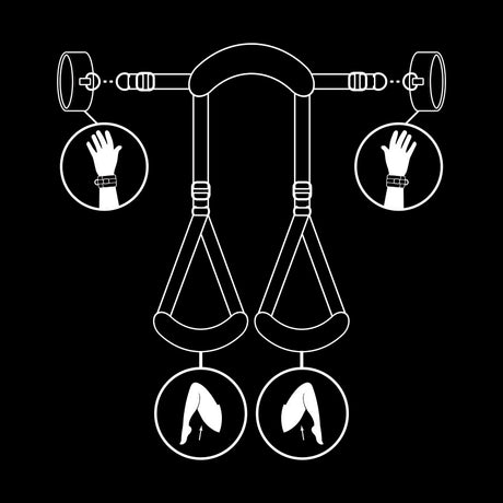 Fetish Submissive - Position mit Offenen Beinen und Handschellen mit Noprene-Futter