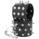 Darkness - Skulls and Bones Schwarze Handschellen mit Spikes