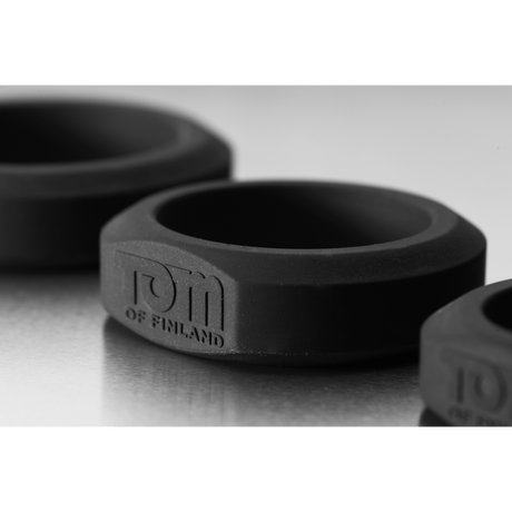 Penisringe Tom of Finland Set aus drei Weiten Silikon Grau Ø 4,5 cm – Ansicht 5
