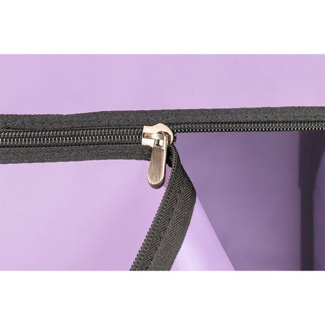 Fetisch-Toy Kink Club la Niche Cabin Lila.10